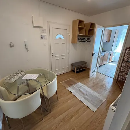 Apartment Velovibe Balatonalmadi